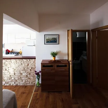Apartman Luni *